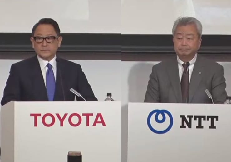 トヨタ自動車・豊田章男社長（左）NTT澤田純社長（右）