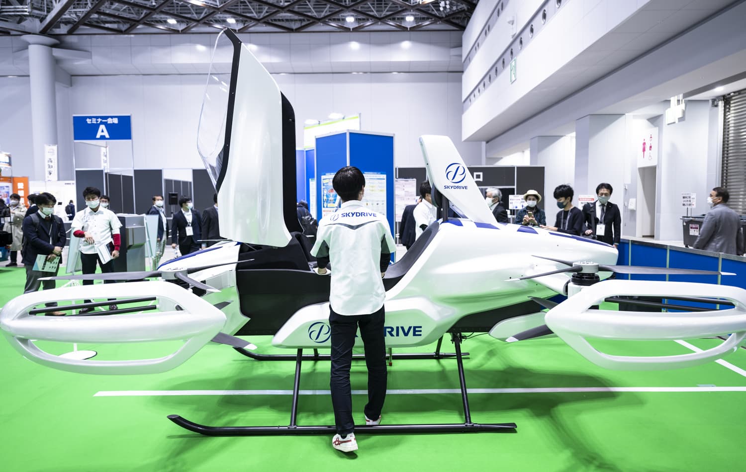 万博 飛ぶ 空 た 車 され 大阪 の は 展示 で 【どうなる？2025年大阪・関西万博 前編】空飛ぶ車、ロボット…夢の計画、大阪がより賑わう街に？New