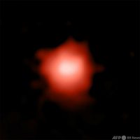 135億年前の銀河か ウェッブ宇宙望遠鏡