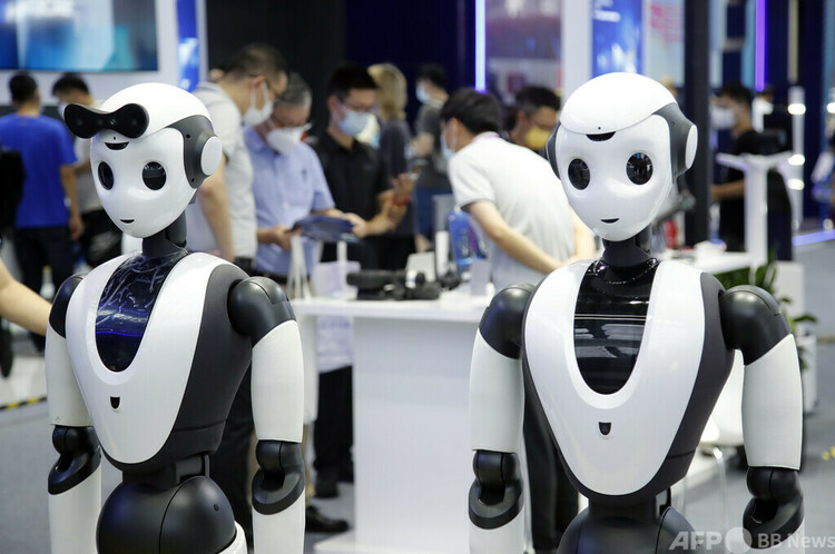 2022人工知能大会が上海で開催され、展示されたAIロボット（2022年9月1日撮影、資料写真）。(c)CNS/湯彥俊