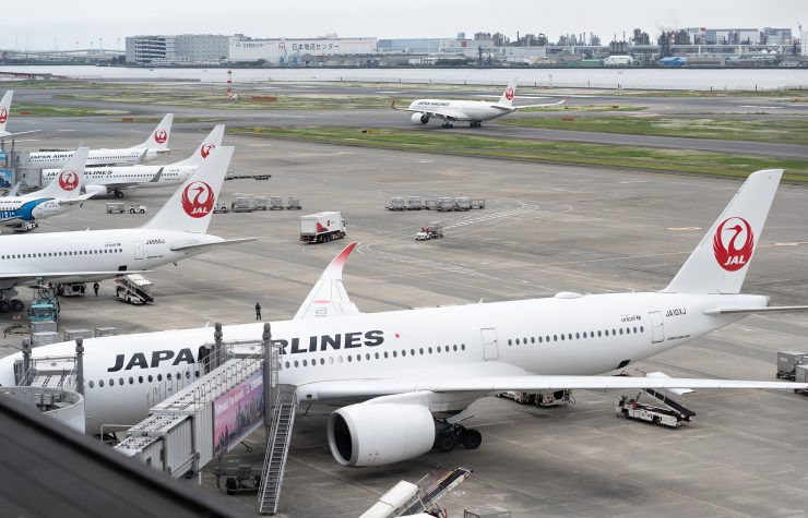 航空機整備の現場においても量子コンピューターの活用が始まっている（画像はイメージです）