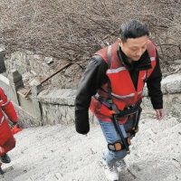 歩行支援ロボットで泰山を楽々登山・中国