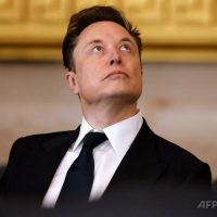 マスク氏、TikTok米事業買収に関心ない