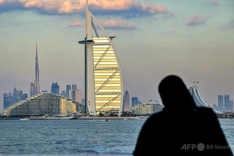 アラブ首長国連邦（UAE）ドバイの街並み（2025年1月4日撮影）。（c）Giuseppe CACACE:AFP