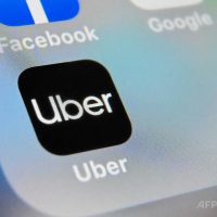 ウーバー、ロボタクシー推進に向けEVメーカーに3億ドル投資