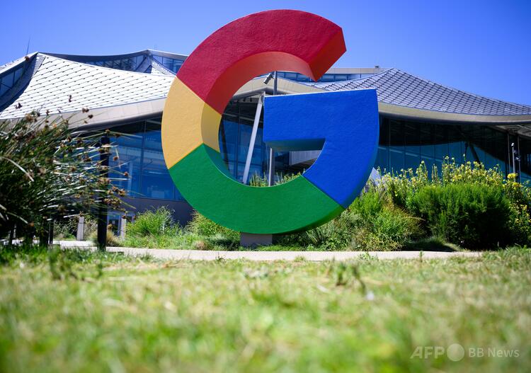 グーグルのロゴ （2024年8月13日撮影）。(c)Josh Edelson : AFP