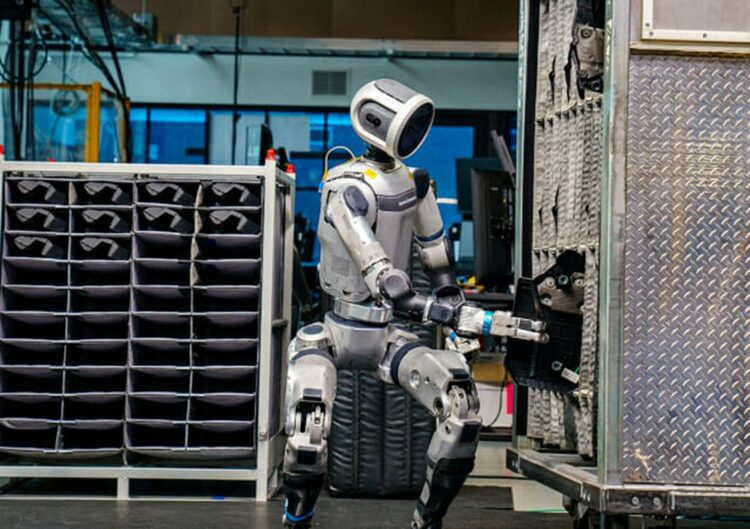 ボストンダイナミクスのヒューマノイドロボット「アトラス」＝ボストンダイナミクス(c)KOREA WAVE