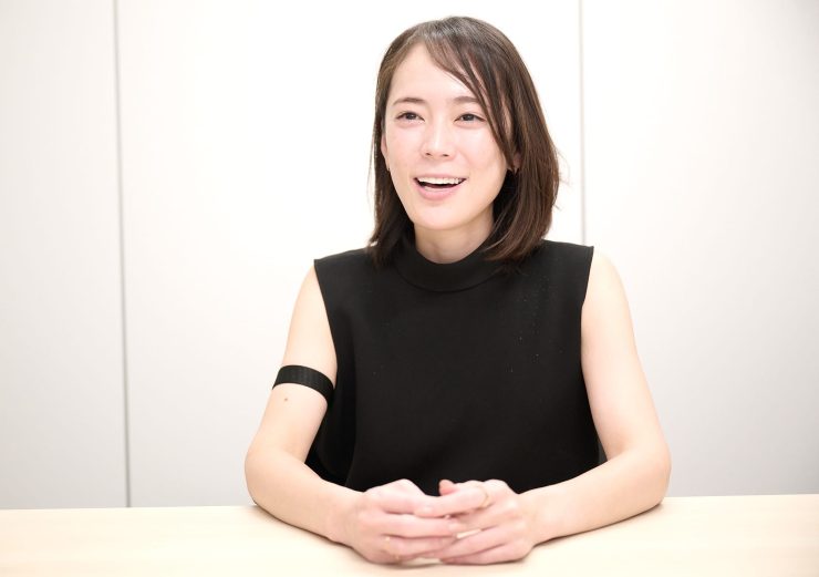 インタビュー中の吉澤氏