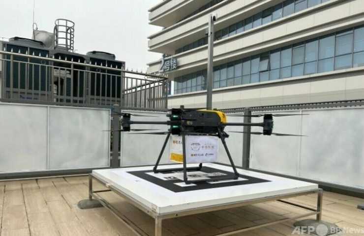 成都の中心市街地で常態運用が始まった低空ドローン医療航路で使用される医療用ドローン=2025年12月12日撮影・資料写真(c)CNS:王鵬