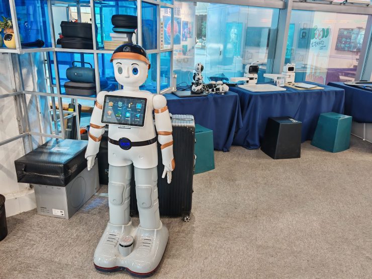 深センのロボット6Sショップの展示