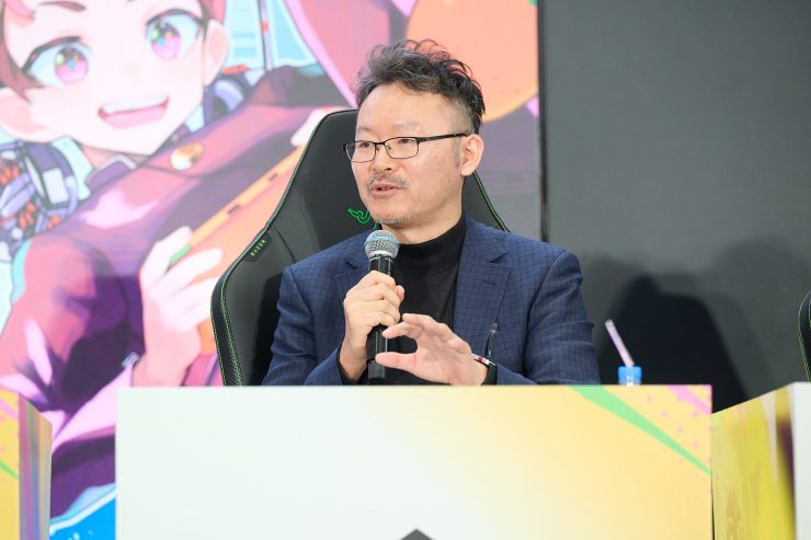 登壇中の鈴木氏