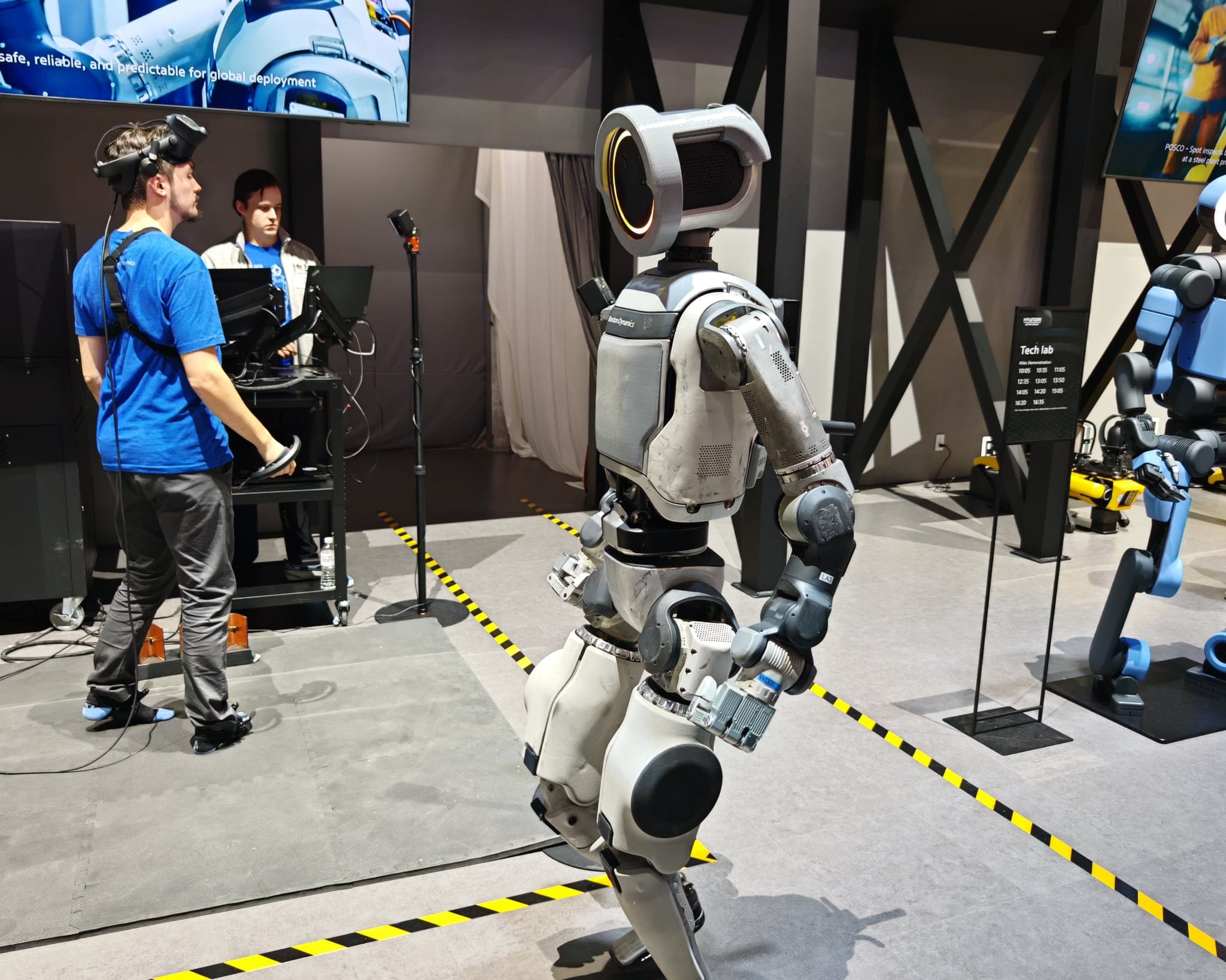 ボストンダイナミクスのデモ