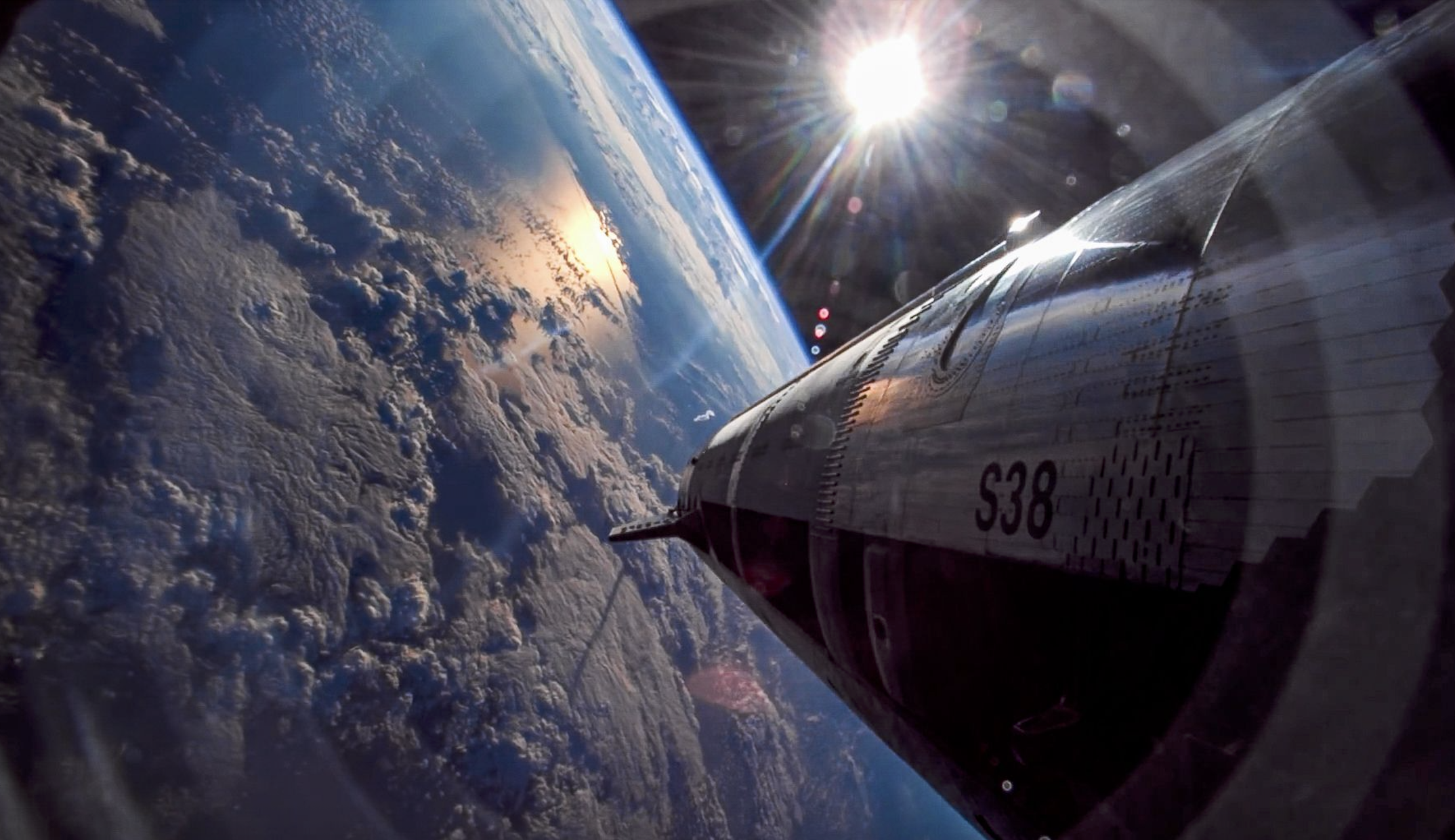 統合を伝えるスペースXのリリースより