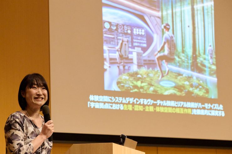 登壇中の野中氏