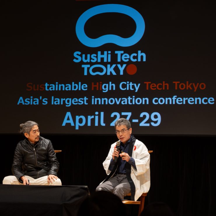 東京都の𠮷村氏（右）