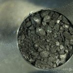 探査機「はやぶさ2」が持ち帰った小惑星リュウグウの試料。宇宙航空研究開発機構（JAXA）提供（2020年12月24日公開）。(c)AFP PHOTO : JAXA