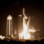 2024年2月、ケネディ宇宙センターから打ち上げられたスペースＸ「ファルコン９」　REUTERS/Joe Skipper