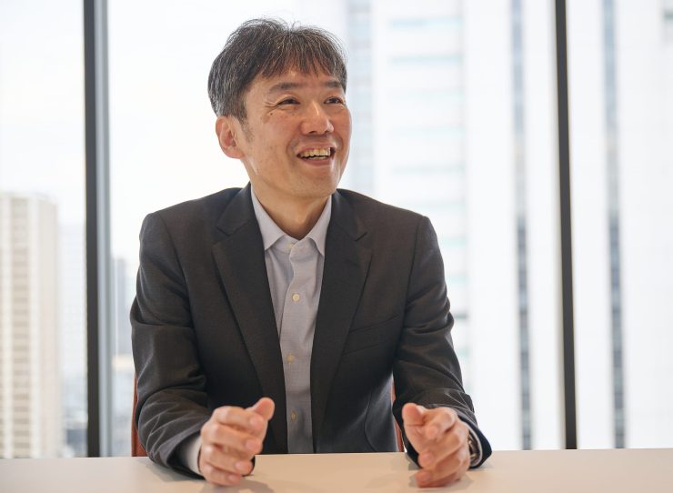 インタビュー中の池田氏