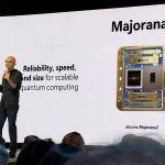 写真はマイクロソフトの年次ソフトウエア開発者会議「マイクロソフト・ビルド」のステージ。6月2日、カリフォルニア州サンフランシスコで撮影。 REUTERS/Jeffrey Dastin