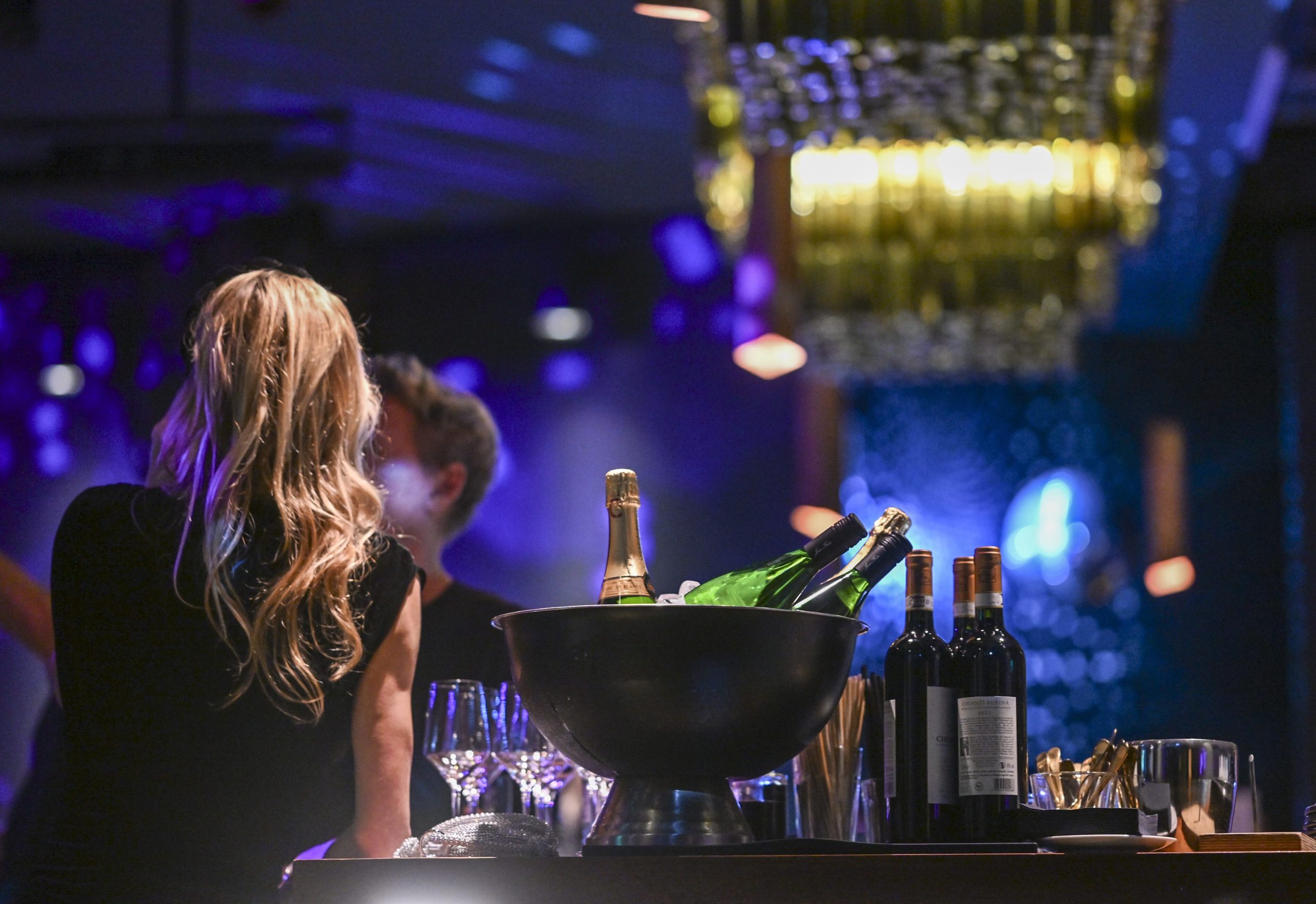 One new AI dating app is inviting users out for champagne and caviar bumps giving them an envelope revealing who the AI matchmaker has paired them up with.