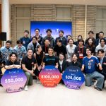 ピッチ終了後、登壇者、審査員、スタッフ一同で記念撮影