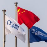中国の民間ロケット会社ランドスペースの工場の旗。2025年12月、浙江省湖州市で撮影。REUTERS/Maxim Shemetov