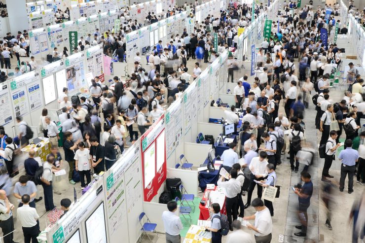 「大学見本市2026〜イノベーションジャパン」の会場の様子