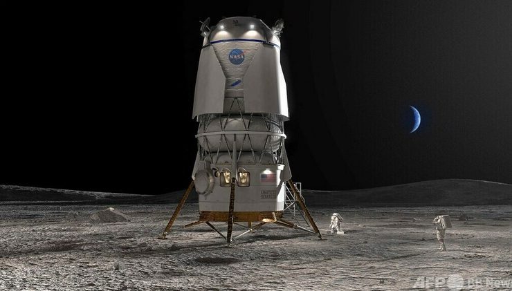 米航空宇宙局（NASA）の有人月探査計画「アルテミス」で使用されるブルー・オリジン製月面着陸機の完成予想図。NASA公開（2023年5月19日提供）。(c)AFP PHOTO : NASA