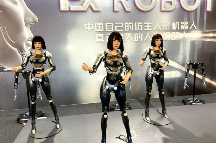 2024世界ロボット大会で展示された人型ロボット（2024年8月24日撮影）。(c)Xinhua News