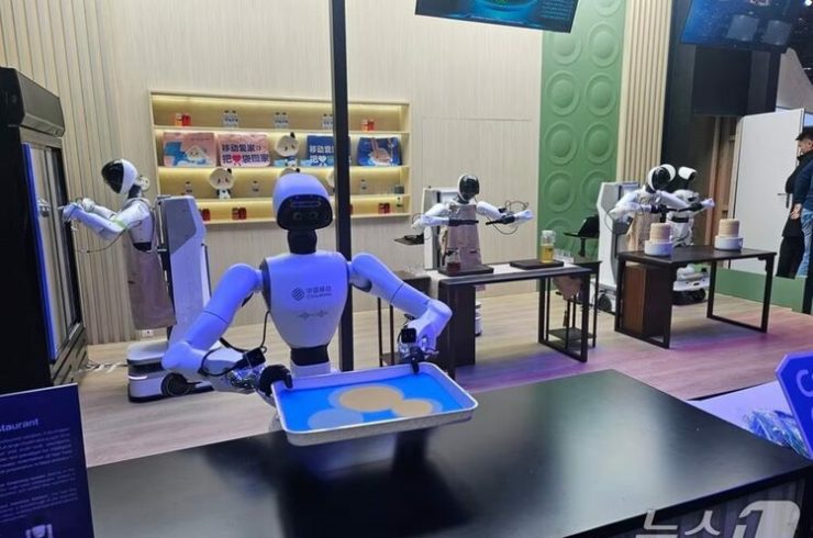 MWCの会場で公開された「中国移動」の技術(c)news1